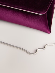 Berry Clutch Bag with Detachable Chain - Image 4 of 5