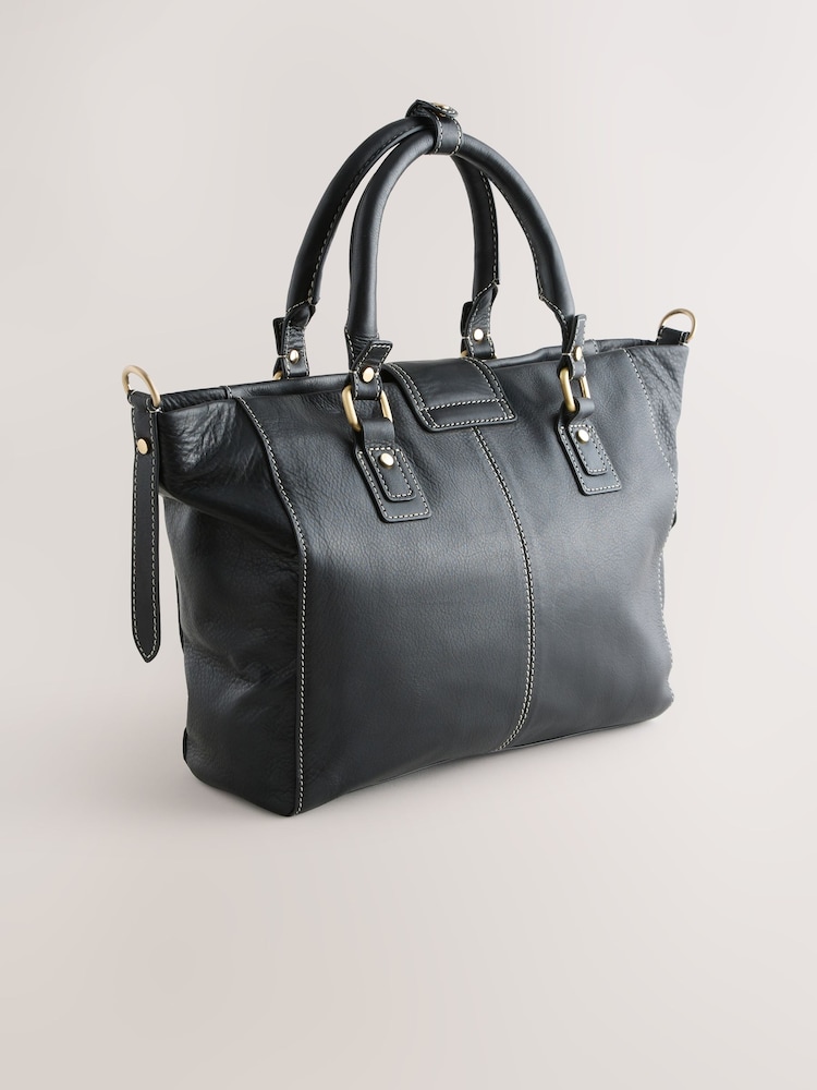 Black Leather Buckle Hand Held Bag - Image 2 of 5
