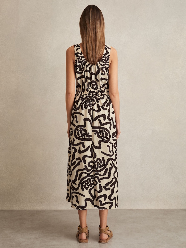 Reiss Brown/Ivory Akari Linen-Blend Printed Shirred Midi Dress - Image 4 of 5