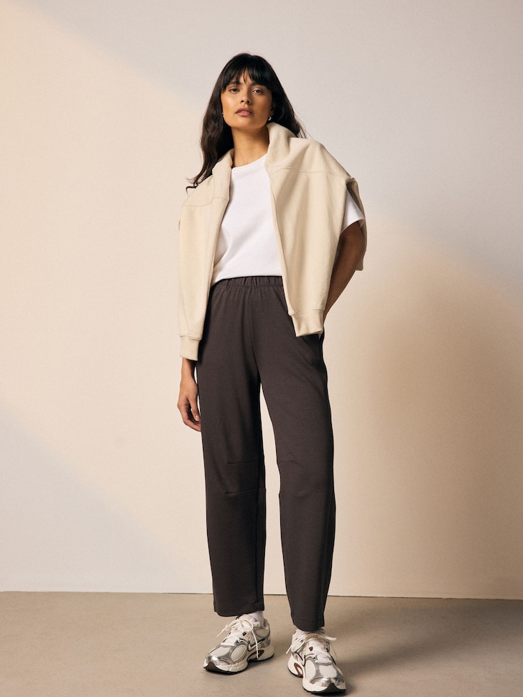 Marrón chocolate - Premium Heavyweight Slinky Barrel Leg Joggers - Imagen 1 de 8 Marrón chocolate - Premium Heavyweight Slinky Barrel Leg Joggers - Imagen 1 de 8