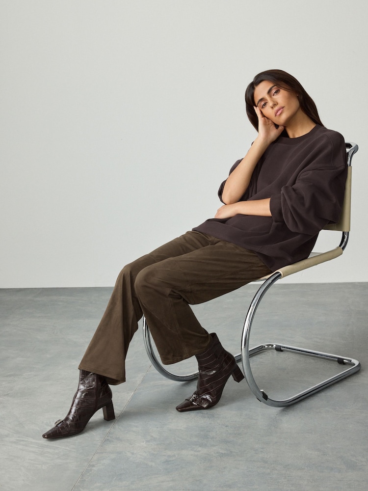 Chocolate Brown Elevated Crew Neck Long Sleeve Ribbed Sweatshirt - Image 2 of 8