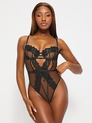 Ann Summers – Irreplaceable – Unwattierter Body aus Guipure-Spitze mit Blumenmuster - Bild 3 von 6