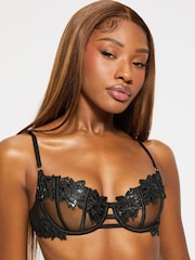 Ann Summers –Irreplaceable – Guipure-BH unwattiert im Balconette-Stil mit Blumenmuster - Bild 3 von 6