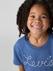 أزرق - Levi's® Cropped Meet & Greet Roll Cuff Logo T-Shirt - صورة 6 من 11