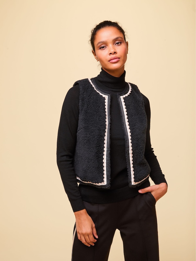Aspiga Black Trim Detail Fleece Gilet - Image 1 of 4 Aspiga Black Trim Detail Fleece Gilet - Image 1 of 4