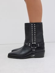 Usnje črne barve - Forever Comfort® Studded Hardware Pull-On Midi Boots - Slika 1 iz 11