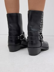 Usnje črne barve - Forever Comfort® Studded Hardware Pull-On Midi Boots - Slika 3 iz 11