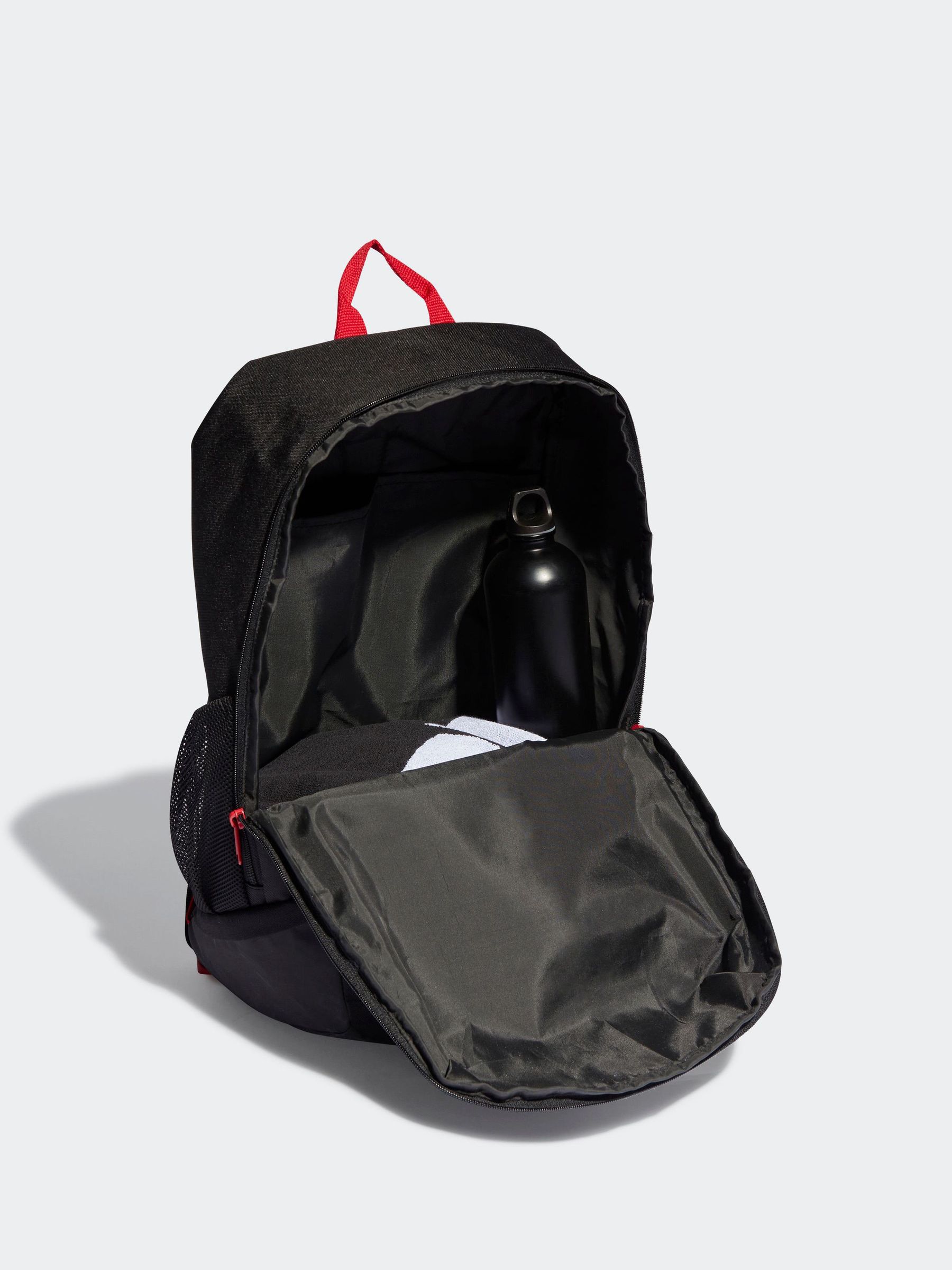 ★送料無料★UK直輸入★アディダス★マンチェスターU バックパック★黒x赤★ Buy adidas Black/Red Manchester United Backpack from Next USA