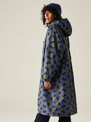 Regatta Hydra Fort Waterproof Orla Changing Robe - Image 5 of 9