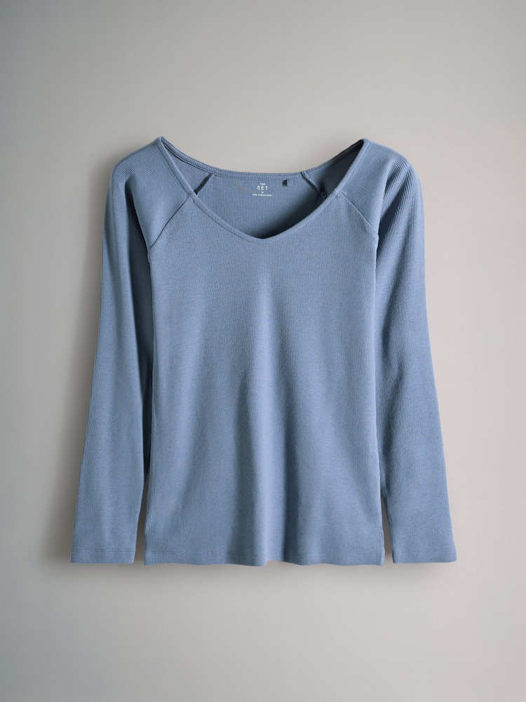 The Set Cream/Navy/Blue/Stone Off Shoulder V-Neck Ribbed Long Sleeve Top - Image 2 of 7