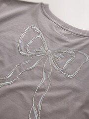 Roxo lilás - Camiseta de manga curta com laço enfeitado - Imagem 8 de 9