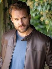 Lakeland Leather Brown Calder Jacket - Image 2 of 5