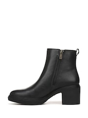 Vionic Savannah Wide Fit Water Resistant Arch Support Boots - Imagen 2 de 7