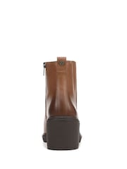 Vionic Brown Savannah Wide Fit Water Resistant Arch Support Boots - Image 6 of 7