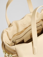 LK Bennett Bolsa de couro leve Selina com miçangas Tote - Imagem 5 de 5