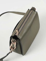 Verde - Luella Grey Thames Tassel Beaded Charm Bag - Imagen 8 de 9