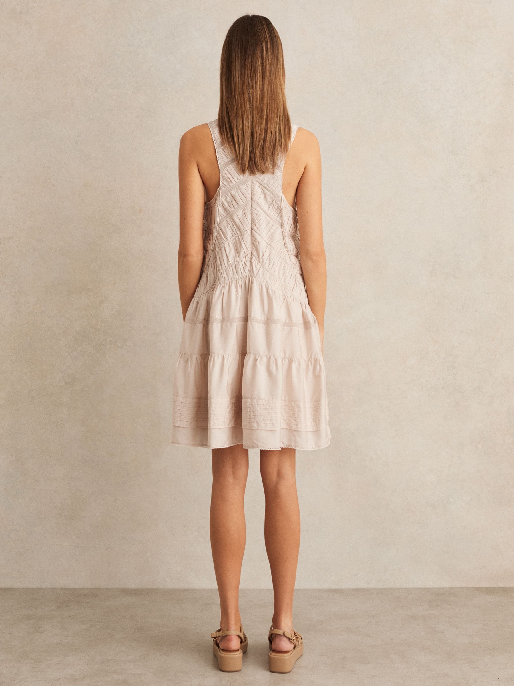【海外限定】REISSワンピース☆Neutral Felicity Shirred Ruffle Buy Reiss Neutral Felicity Shirred Ruffle Hem Mini Dress