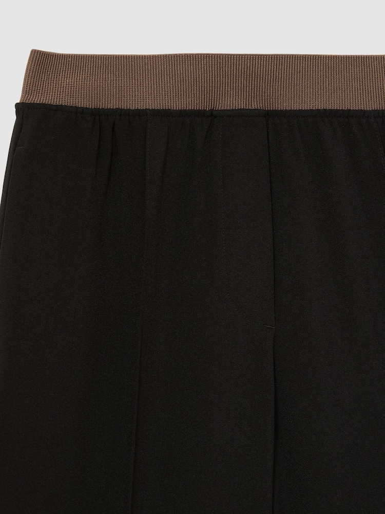 Reiss Black Wilde Wide-Leg Elasticated-Waist Trousers - Image 7 of 7