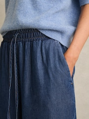 Reiss Mid Blue Parker Wide-Leg Chambray Drawstring Trousers - Image 4 of 6