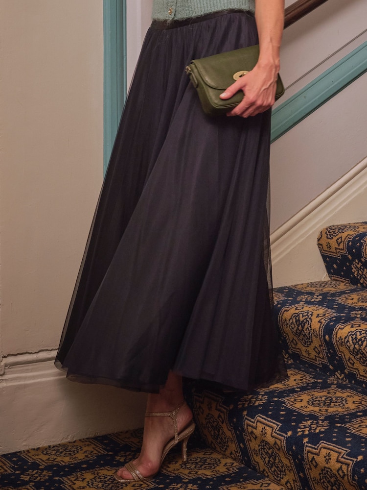 FatFace Violet Dark Navy Prom Tulle Skirt - Image 2 of 5 FatFace Violet Dark Navy Prom Tulle Skirt - Image 2 of 5