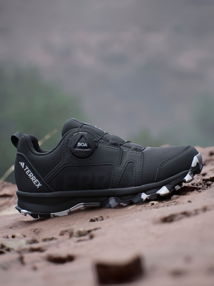 Adidas נעלי ספורט לילדים, דגם Terrex Agravic - תמונה 1 מתוך 15