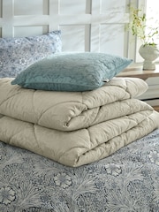 William Morris At Home Oyster Strawberry Thief Embossed Quilted Bedspread - Image 2 of 5
