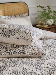 William Morris At Home Set of 2 Linen Michaelmas Daisy Pillowcases 200 Thread Count - Image 1 of 4