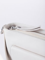 Lakeland Leather Parchment Tarnly Cross-Body Bag - Image 4 of 5
