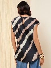 Crema/negro - Friends Like These Woven Lightweight Short Sleeve Blouse - Imagen 4 de 4