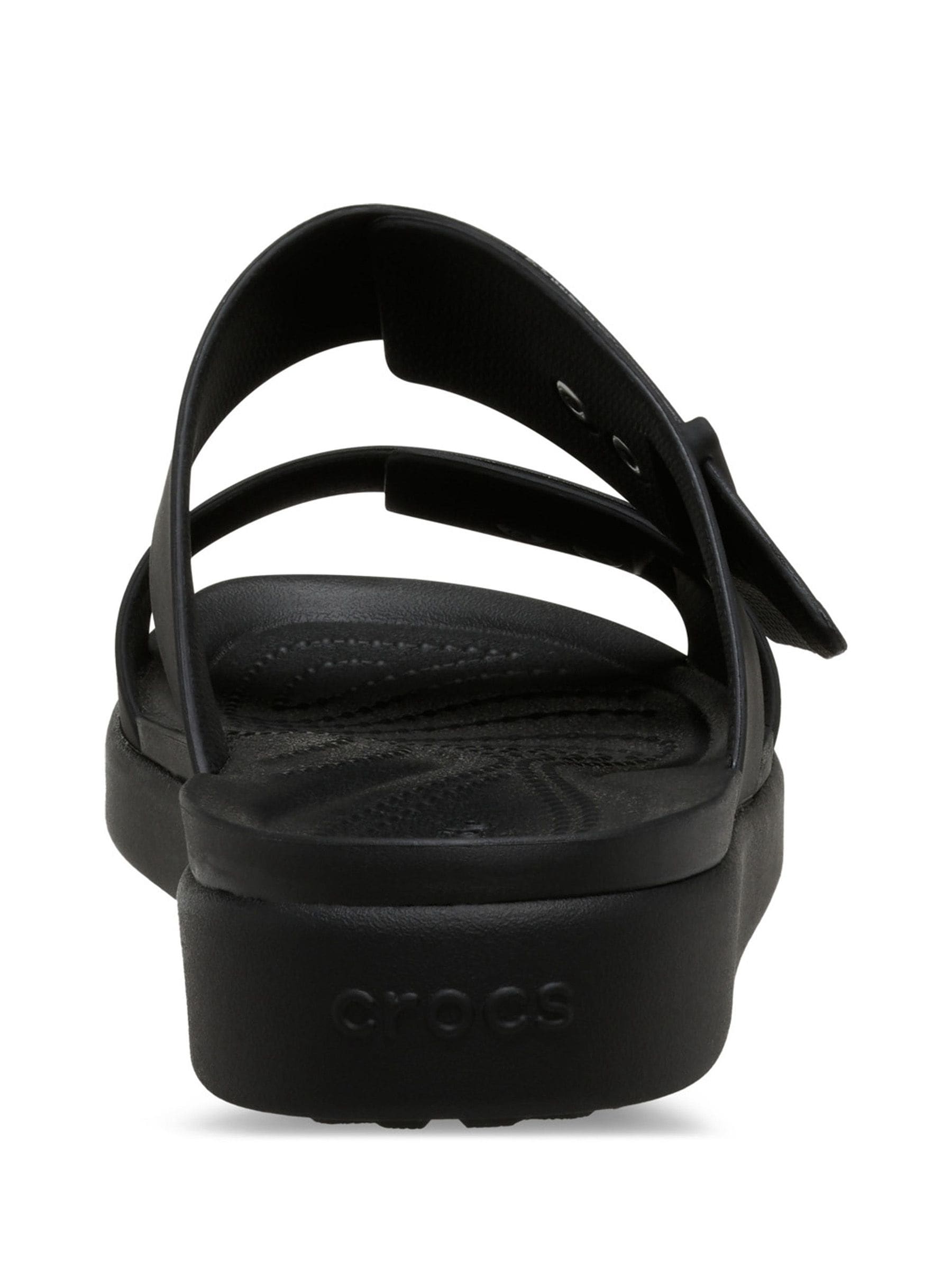 Comprar Negro - Sandalias bajas con hebilla Crocs Brooklyn de Next