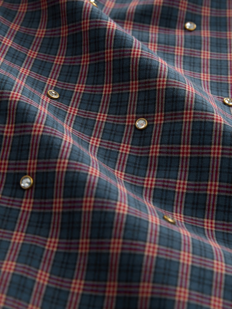 Xadrez azul marinho/vermelho - Camisa de manga comprida com detalhes em pedras preciosas - Imagem 5 de 5