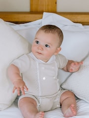 Emile Et Rose Natural Knitted 100% Cotton Romper With Textured Knit Sides & Buttons - Imagen 1 de 4