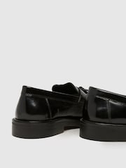 Schuh Rise Usnjeni čopiči črne barve mokasini - Slika 4 iz 4