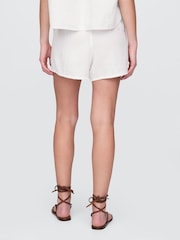 Gap White 100% Cotton Crinkle Gauze Easy Shorts - Image 2 of 4