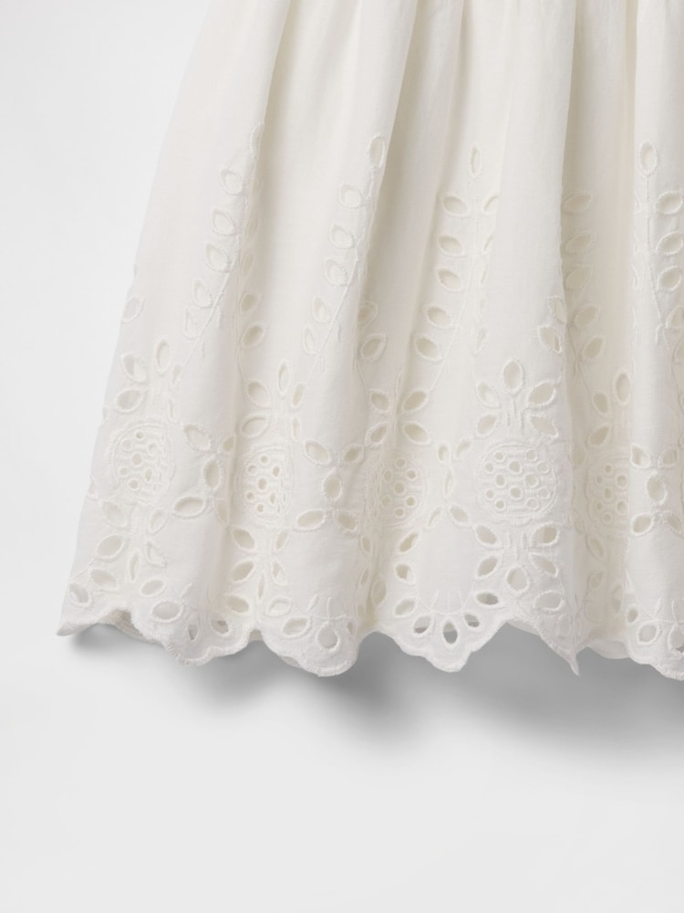 Gap White Smocked Mini Skirt - Image 5 of 5 Gap White Smocked Mini Skirt - Image 5 of 5