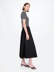 Черный/белый в полоску - Gap Modern Cotton-Modal Ribbed Midi Dress - Image 3 of 7