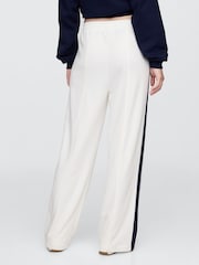 Gap White Logo Vintage Fleece-Lined Wide Leg Joggers - Image 2 of 5