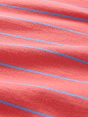 Rojo y morado - Gap Organic Cotton VintageSoft Cropped T-Shirt - Imagen 5 de 5
