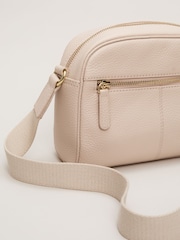 Phase Eight White Cross-Body Bag - Image 3 of 7
