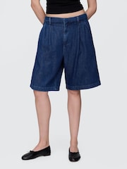 Azul oscuro - Shorts de corte largo y tiro alto con diseño supersuave 365 de Gap - Imagen 1 de 5