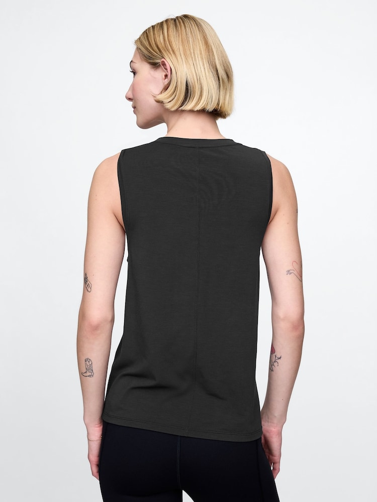 Gap Black Breathe Vest - Image 2 of 3