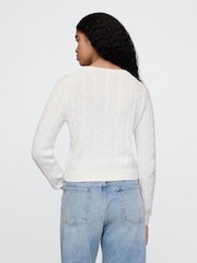 Gap White Classic Cable-Knit V Neck Jumper - Image 2 of 4