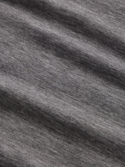 Gris - Camiseta sin mangas corta y ajustada en tejido transpirable de Gap - Imagen 4 de 4