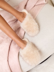 Lipsy Cream Faux Fur Ultra Fluffy Close Toe Mule Nightwear Mule Slippers - Image 4 of 5
