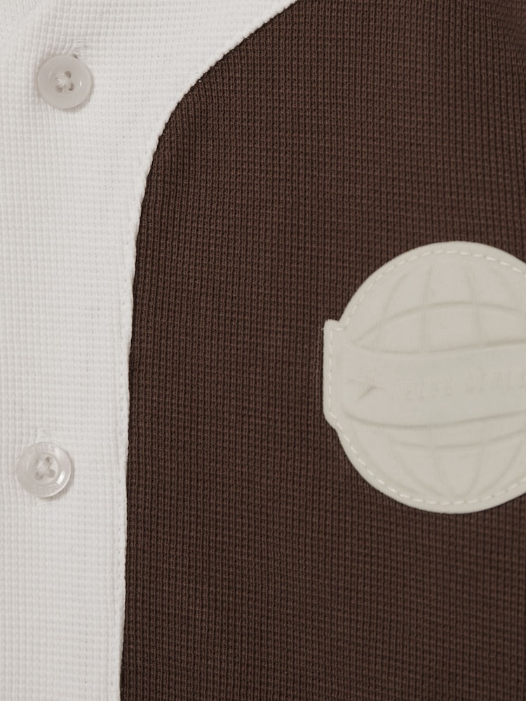 Chocolate Brown / Off White - Reiss Nori Cotton Waffle-Knit Badge Shirt - Image 4 of 4