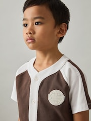 Chocolate Brown / Off White - Reiss Nori Cotton Waffle-Knit Badge Shirt - Imagen 3 de 4