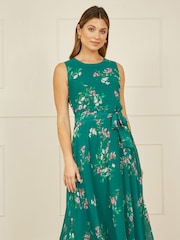 Yumi Green Daisy Print Skater Dress - Image 1 of 5