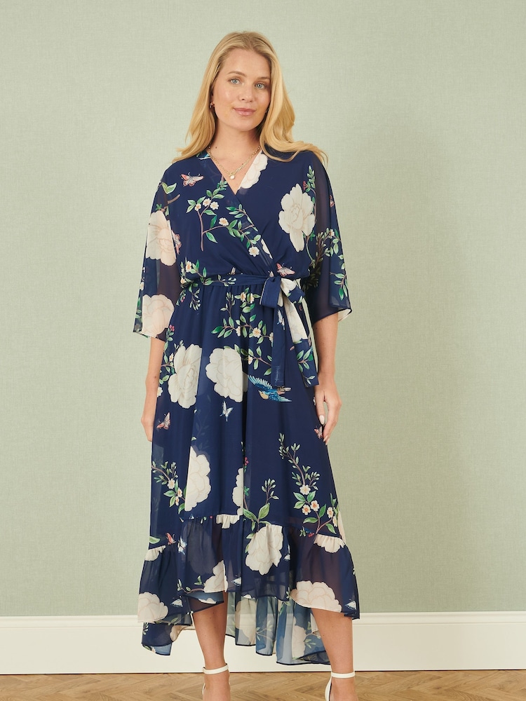 Blau - Yumi Bird and Floral Print Midi Wrap Dress - Bild 2 von 5 Blau - Yumi Bird and Floral Print Midi Wrap Dress - Bild 2 von 5