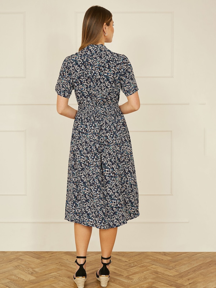 Yumi Blue Ditsy Print Ruched Waist Button Down Midi Dress - Image 3 of 5