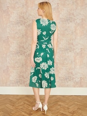 Yumi Green Floral Print Stretch Mesh Dress With Pockets - Image 3 of 4